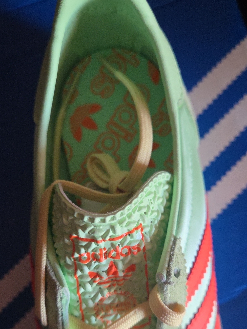 adidas SL 72 OG W Size 8.5 Retro Mint Green Sneakers with Coral Stripes Blue Box - Picture 5 of 7
